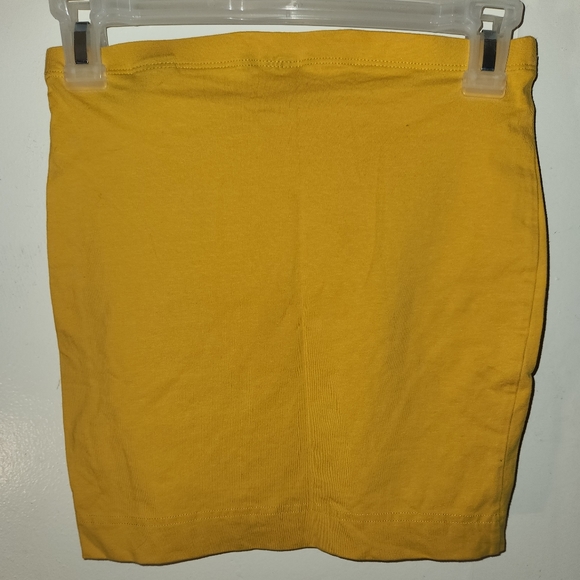 Basic yellow skirt size XS - Picture 4 of 5